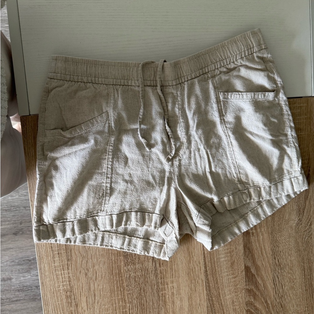 3 for $30 Old Navy Tan Linen blend Shorts Relaxed Fit Elastic Waist
